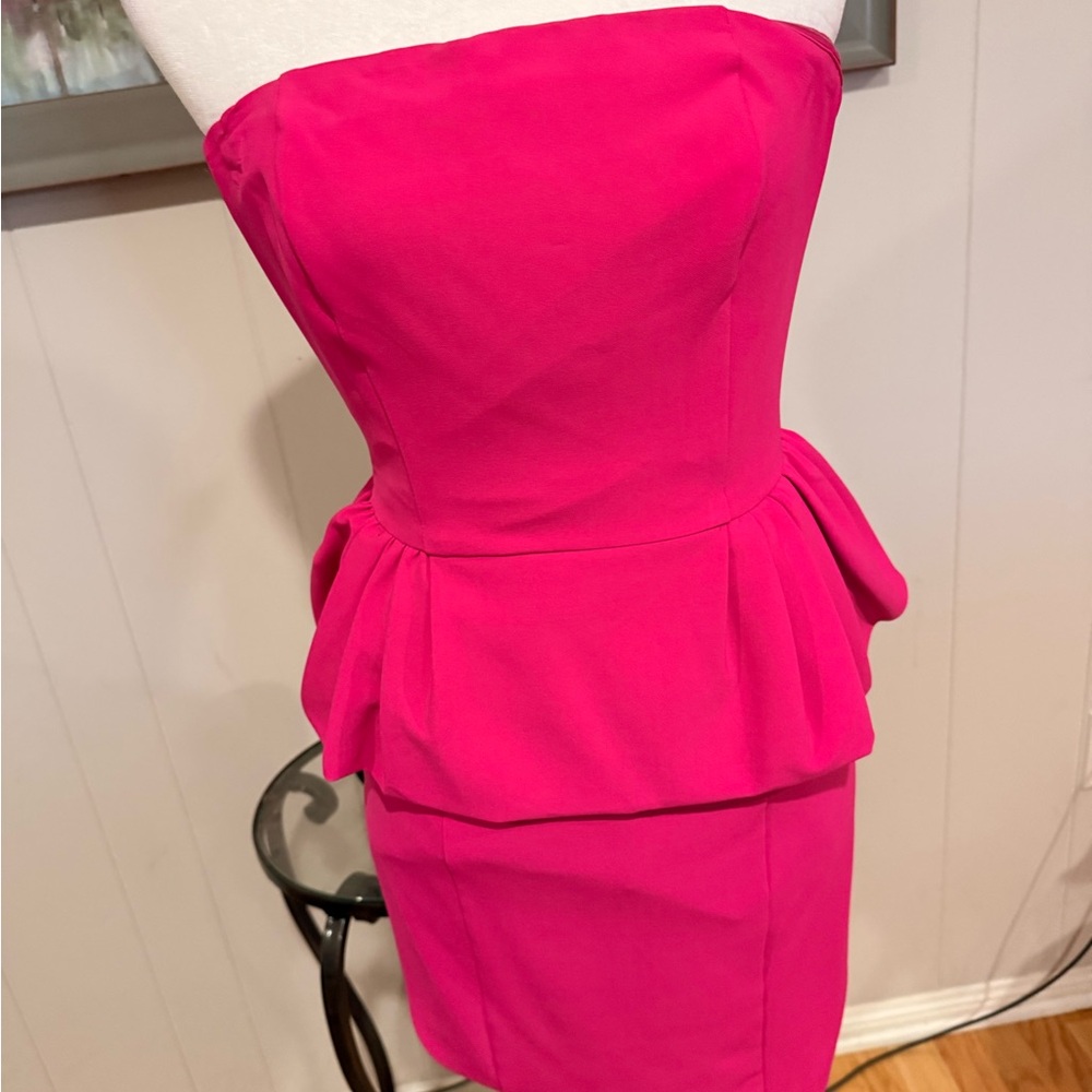 Express Strapless Peplum Fuchsia Dress